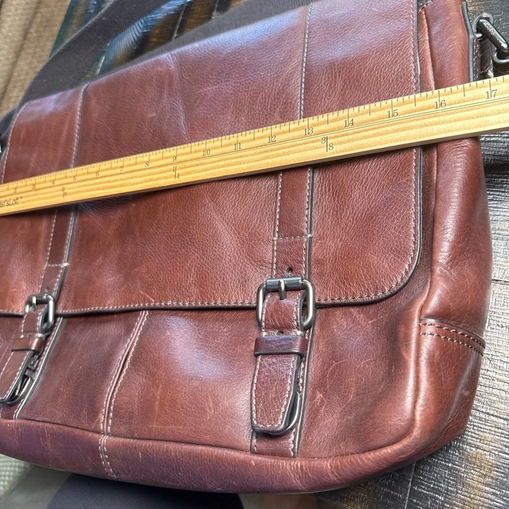 ▶️ Fossil ◀️ Brown Leather Messenger Computer Bag